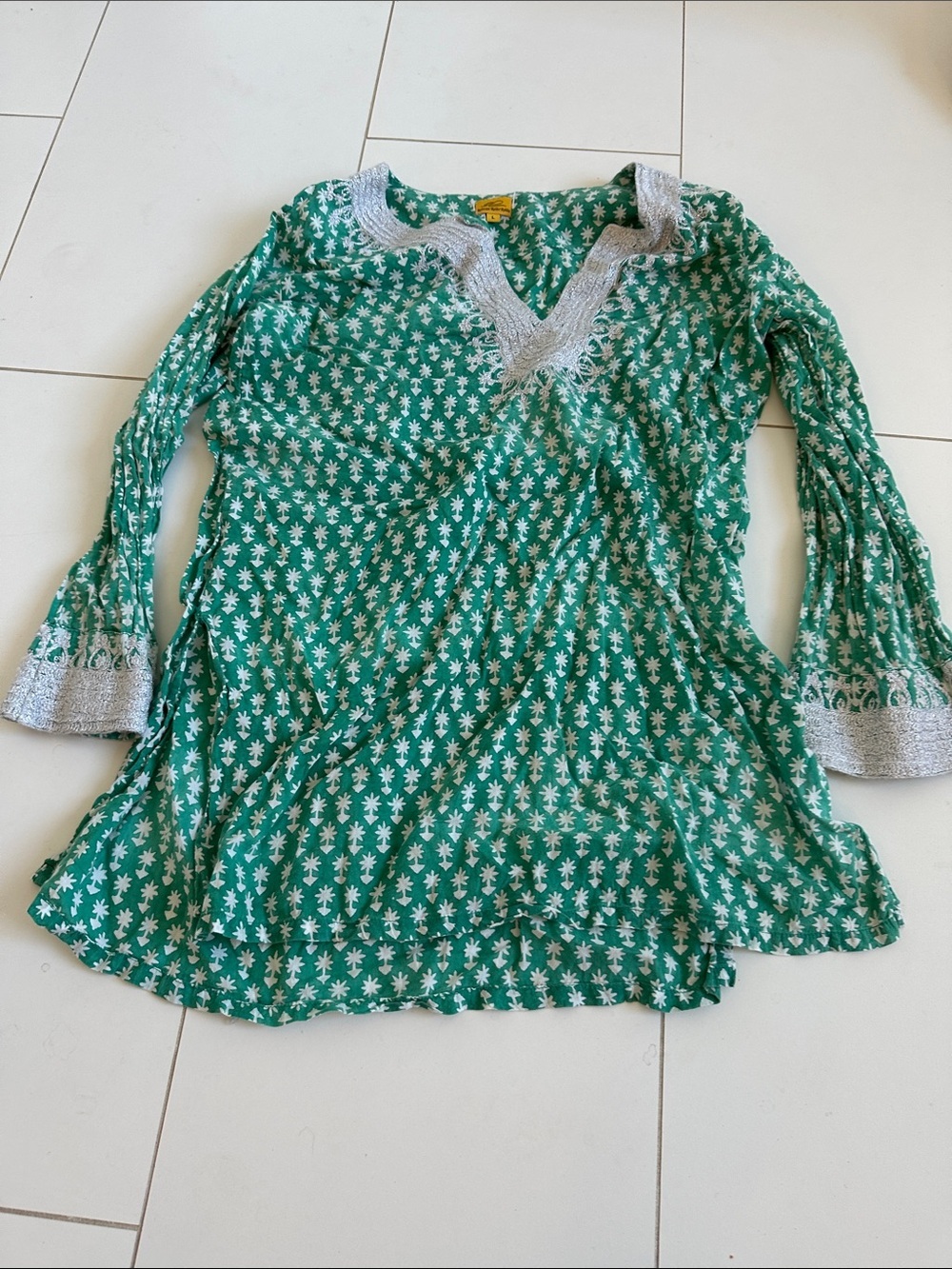 Roller rabbit Green Floral Print Tunic with Lace Trim women’s large swim cover